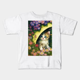 Kitten between flowers Kids T-Shirt